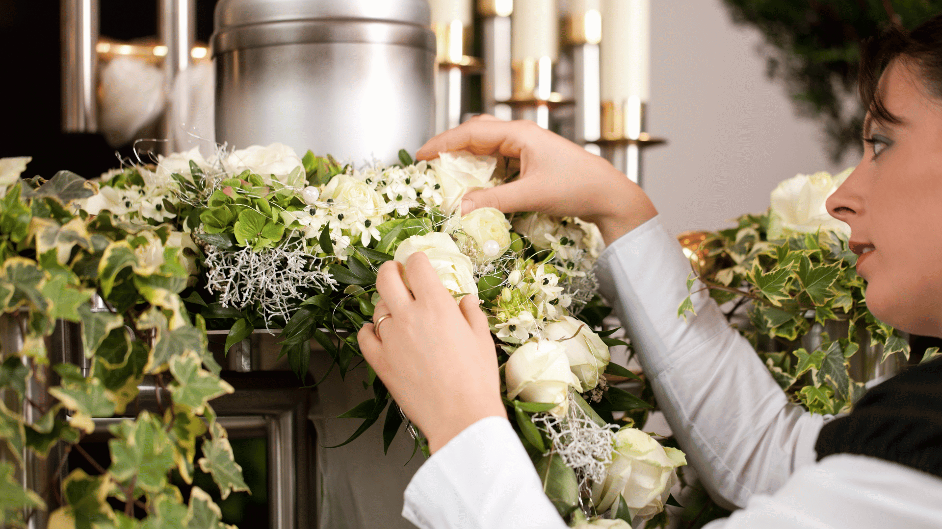 ดอกไม้ในพิธีกรรมทางศาสนา ความเชื่อเกี่ยวกับดอกไม้และการใช้ในพิธีกรรมส่งดวงวิญญาณ