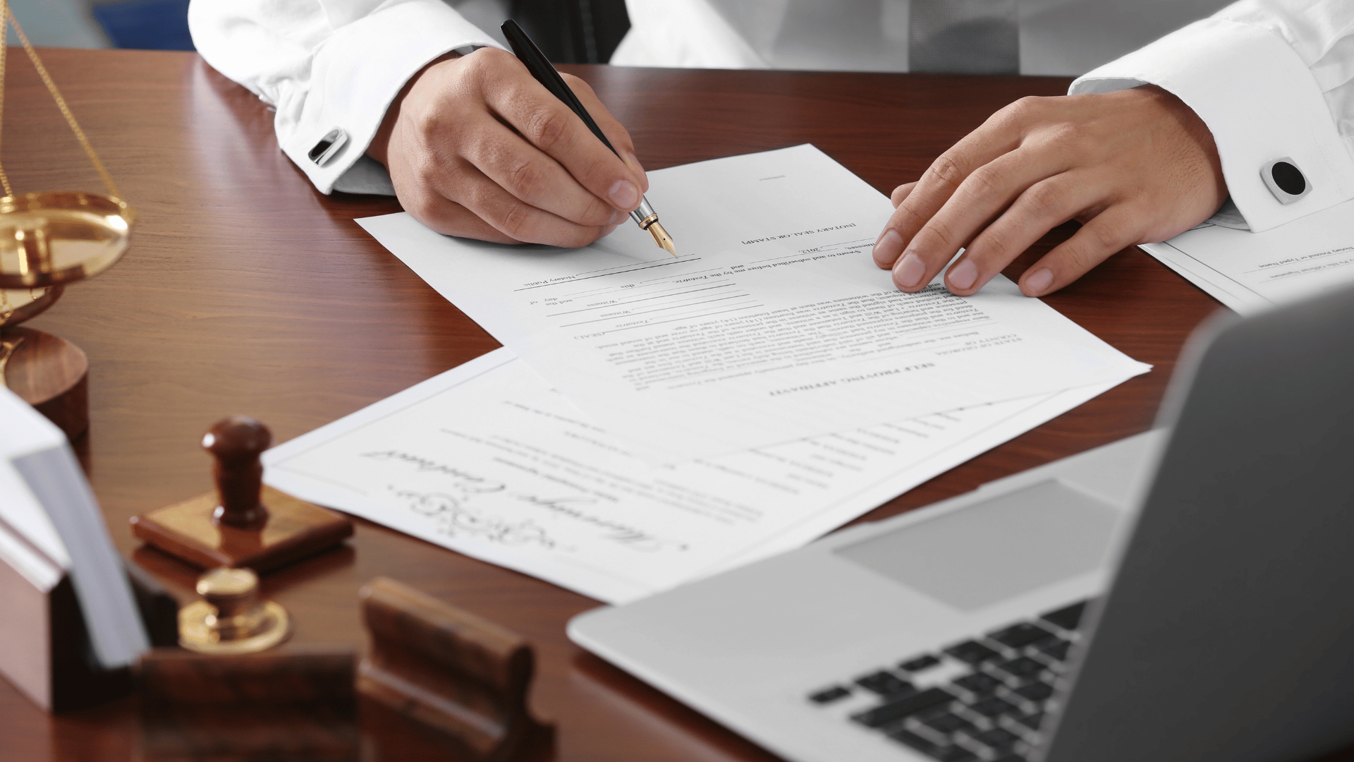 รับรองเอกสารกงสุลคืออะไร? ทำไมถึงสำคัญสำหรับการเดินทางไปต่างประเทศ